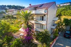 Smještaj u apartmanima Banjol Rab